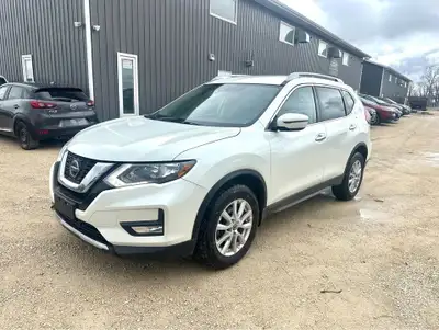 2020 Nissan Rogue SV/AWD/LOW KM/BACKUP CAM/SAFETIED/CLEAN TITLE/