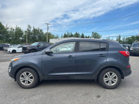 Automatique. Engine: Moteur à 4 cylindres 2.4L/144CI L/100Km City: 10.3 L/100Km Hwy: 7.2 Safety Equi... (image 4)
