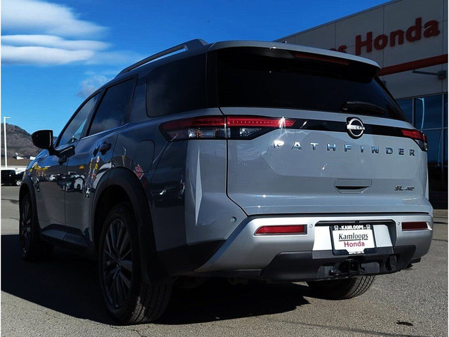  2022 Nissan Pathfinder SL - CLAIM FREE | ONE OWNER | REMOTE STA dans Autos et camions  à Kamloops - Image 3