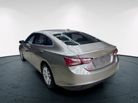 Get behind the wheel of the sophisticated 2022 Chevrolet Malibu LT Sedan, now available in an elegan... (image 7)