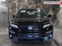 Engine: Gas 6cyl 3.5 L L/100Km City: 12.4 L/100Km Hwy: 9.3 Safety Equipment ABS And Driveline Tracti... (image 7)