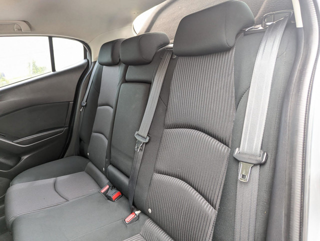 2015 Mazda 3 GS in Cars & Trucks in Ottawa - Image 3