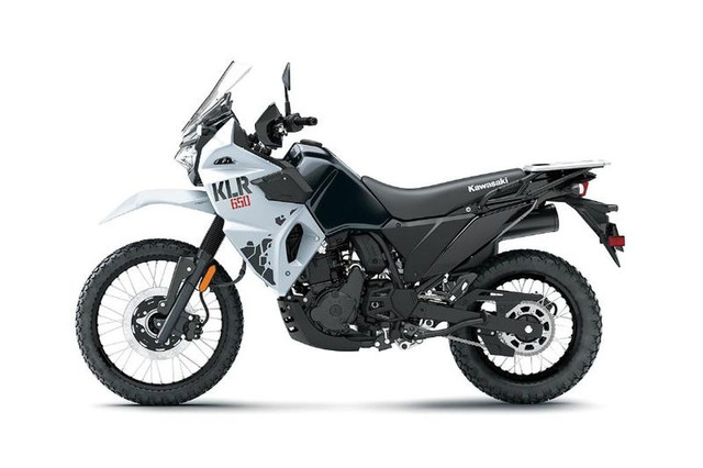 2024 KAWASAKI KLR650 Non-ABS in Sport Touring in Québec City - Image 3