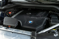 Francais: * Ensemble Premium Essentiel * Ensemble Sport M * Accès Confort * Éclairage d'ambiance * T... (image 8)