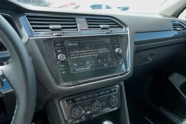 2021 Volkswagen Tiguan Highline in Cars & Trucks in Calgary - Image 16