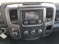 This 2018 Ram 1500 Crew Cab Express boasts a powerful 5.7L HEMI VVT V8 engine with FuelSaver MDS, en... (image 4)