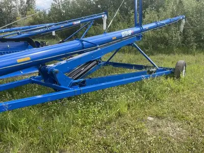 Location: Horizon Ag & Turf Acheson HYD WINCH, 14in. EXTENDER SWING, BUCKET SPOUT, SAFETY CHAIN AND...