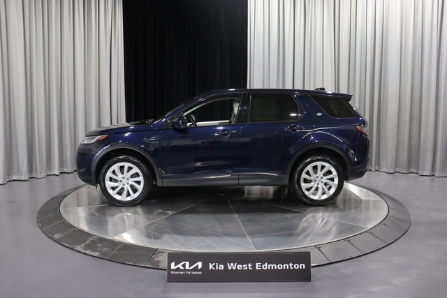 2020 Land Rover Discovery Sport SE 4x4 / Heated Leather / Sun... dans Autos et camions  à Ville d’Edmonton - Image 4