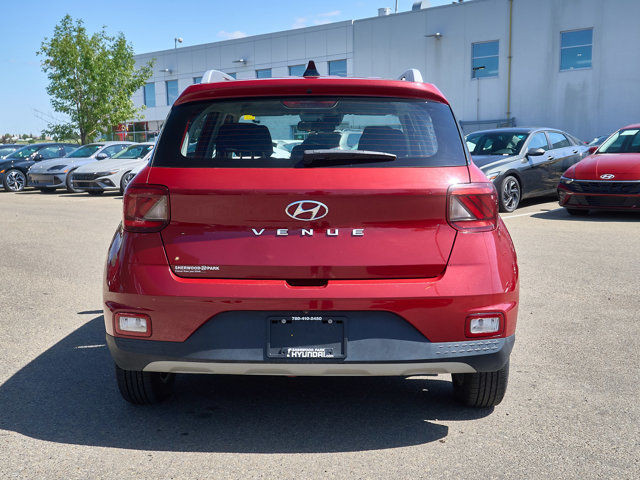 2021 Hyundai Venue Preferred | Backup Cam | Lane Keep Assist in Cars & Trucks in Edmonton - Image 4