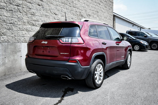 2020 Jeep Cherokee Sport • HEATED SEATS/STEERING • REAR CAM in Cars & Trucks in Cornwall - Image 3