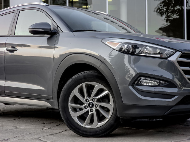 2017 Hyundai Tucson AWD 4dr 2.0L Premium in Cars & Trucks in City of Toronto - Image 3
