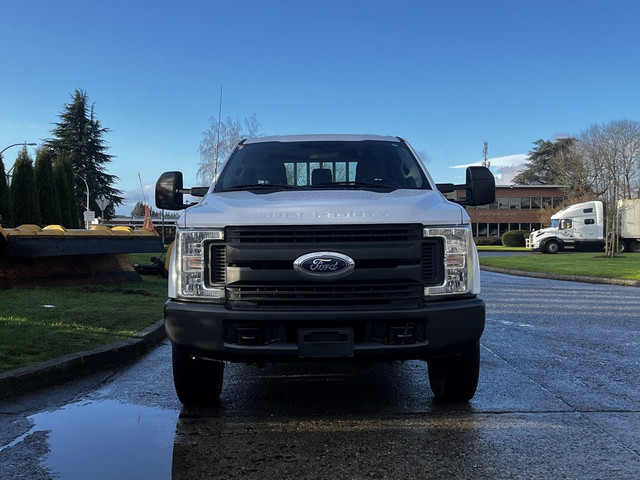 2017 Ford F-250 Crew Cab 4x4 in Cars & Trucks in Delta/Surrey/Langley - Image 3