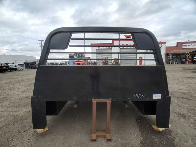 2024 CM TRUCK BED 11ft4 Skirted Deck in Cargo & Utility Trailers in Prince George - Image 2