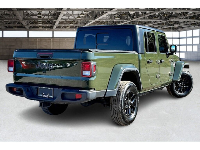 2022 Jeep Gladiator Altitude | Dual Top | NAV | Alpine | Tow Pkg in Cars & Trucks in Mississauga / Peel Region - Image 2