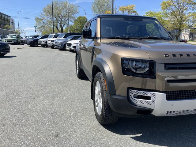 2020 Land Rover Defender First Edition in Cars & Trucks in City of Halifax - Image 4