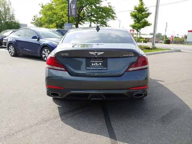 2019 Genesis G70 3.3T Sport AWD | SUNROOF | NAV | HTD SEATS | LT in Cars & Trucks in Oakville / Halton Region - Image 8