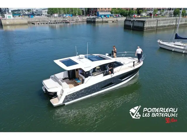 2021 Parker Monaco in Powerboats & Motorboats in Québec City - Image 4