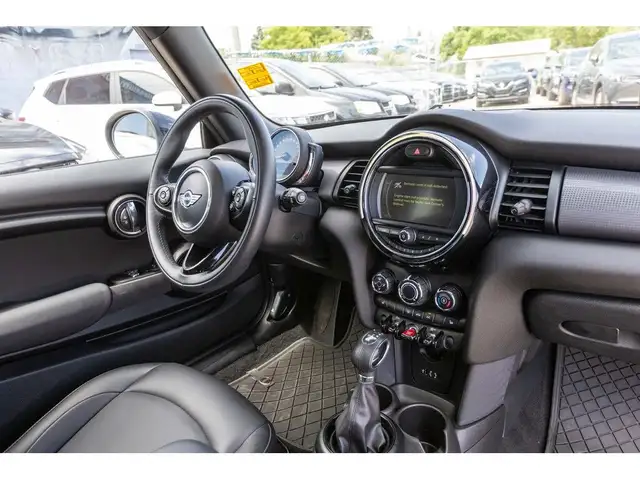 2018 MINI Cooper Hardtop COOPER | HEATED SEATS | SUNROOF | CLEAN in Cars & Trucks in Winnipeg - Image 17