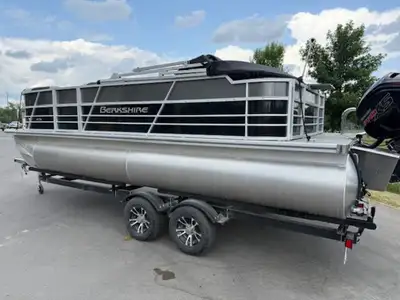 Berkshire pontoon with 2 fishing chairs and a livewell at the rear. High end finishing's throughout....