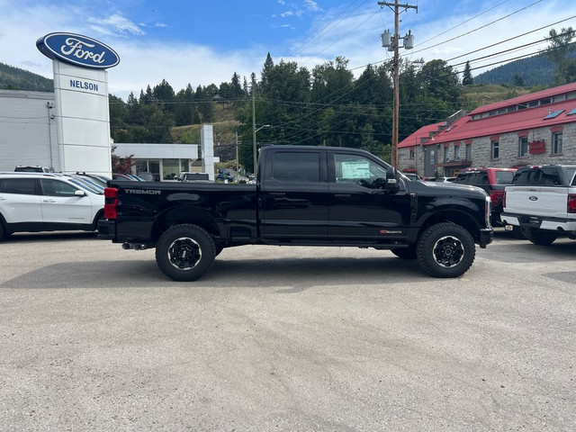 2025 Ford Super Duty F-350 SRW LARIAT EMPLOYEE PRICING IS BACK!! in Cars & Trucks in Nelson - Image 2