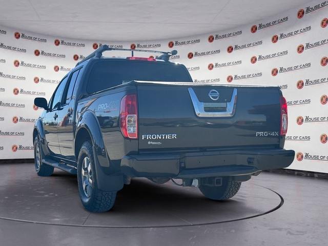  2010 Nissan Frontier 4WD Crew Cab SWB Auto PRO-4X in Cars & Trucks in Calgary - Image 4