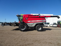 2011 MASSEY FERGUSON 9895