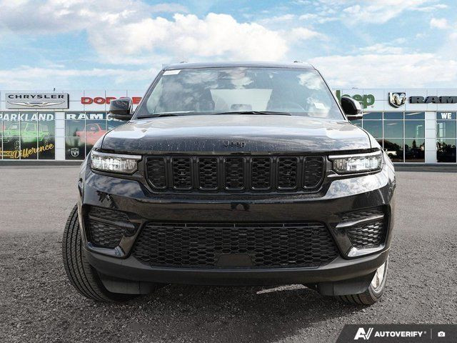 2025 Jeep Grand Cherokee LAREDO ALTITUDE in Cars & Trucks in St. Albert - Image 2