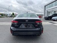 Low Mileage, Navigation, Sunroof, Heated Steering Wheel, Sport Suspension, Aluminum Wheels! A combin... (image 6)