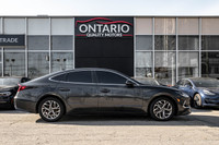 VEHICLE HIGHLIGHTS: BACKUP CAMERA, HEATED SEATS, HD RADIO, 5 PASSENGER, HARD TOP, ABS, POWER LOCKS,... (image 4)