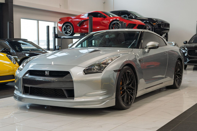 2009 Nissan GT-R in Cars & Trucks in Red Deer - Image 3