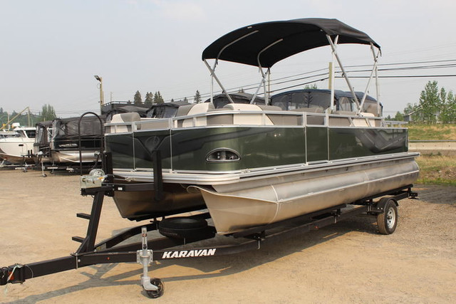 2023 Avalon Venture Rear Fish 21 FT in Powerboats & Motorboats in Prince George - Image 4