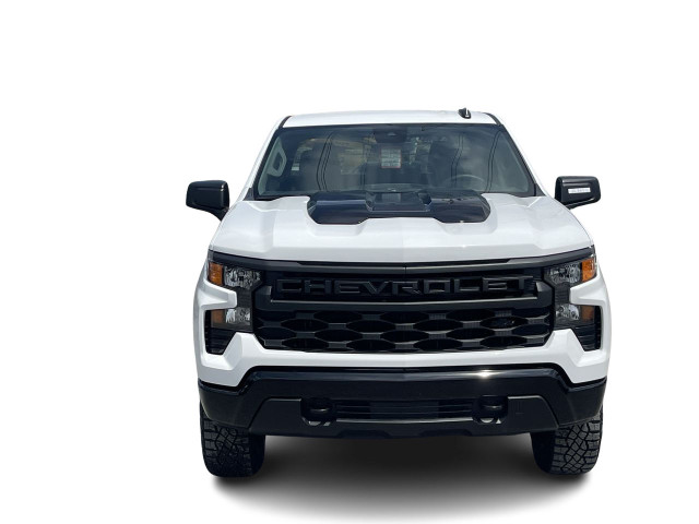 2025 Chevrolet Silverado 1500 Custom Trail Boss in Cars & Trucks in City of Montréal - Image 4