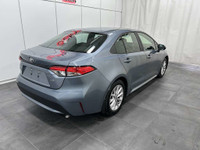 Découvrez la Toyota Corolla LE Améliorée 2022, une berline qui allie élégance, performance et techno... (image 9)