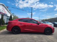 2015 MAZDA MAZDA3 I TOURING featuring: Back up Camera, Navigation, Cruise Control, Hand free phone,... (image 8)