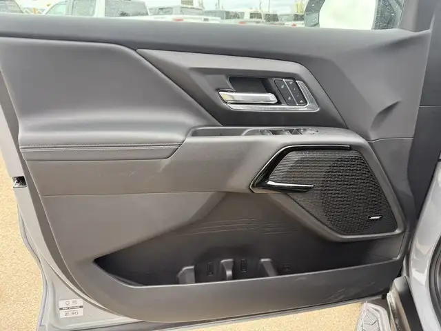 2025 Chevrolet Silverado EV Extended Range LT in Cars & Trucks in Edmonton - Image 13