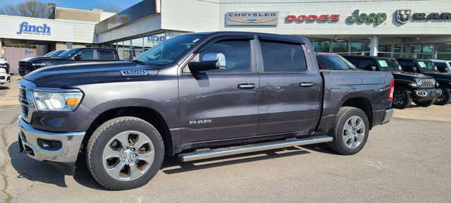 2019 RAM 1500 Big Horn RAM BOX | TONNEAU COVER | RUNNING BOARDS in Cars & Trucks in London - Image 2