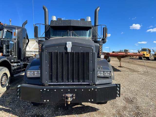 2011 KENWORTH T800 N/A in Heavy Trucks in Prince George - Image 3