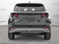 This Hyundai Tucson has a trusty Regular Unleaded I-4 2.5 L/152 engine powering this Automatic trans... (image 4)