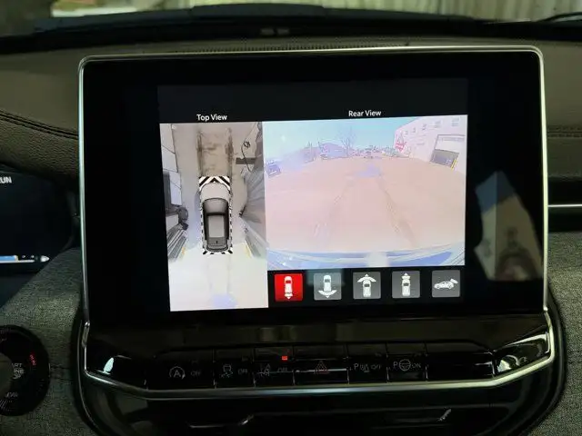 2024 Jeep Compass North | Remote Start | Apple CarPlay in Cars & Trucks in Edmonton - Image 18