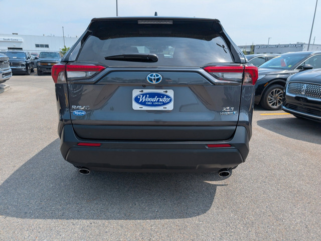 2024 Toyota RAV4 Hybrid XLE *PRICE REDUCED* 2.5L, ALL WHEEL... in Cars & Trucks in Calgary - Image 4