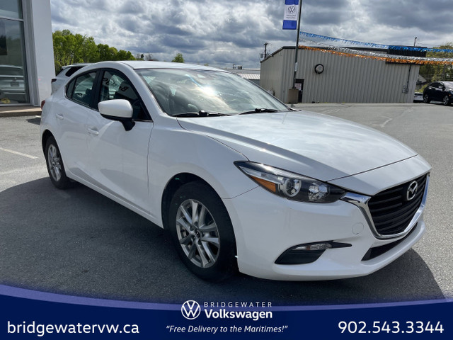 2018 Mazda Mazda3 SE in Cars & Trucks in Bridgewater - Image 2