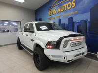 RAM 1500 2019 CLASSIC EXPRESS NIGHT EDITION V-8 5.7 LITRES HÉMI CREW-CAB BOITE 5.7 PIEDS 4X4 / MAGS... (image 2)