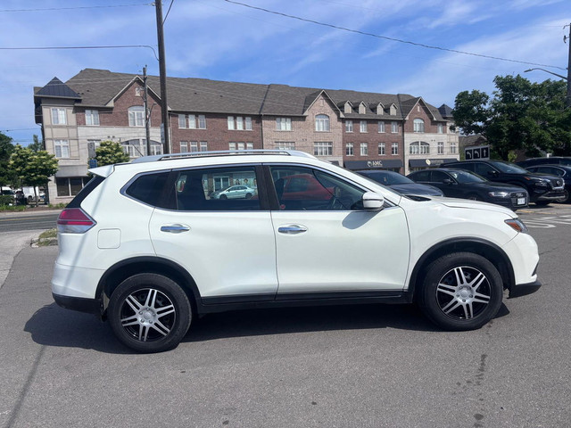 2016 Nissan Rogue SL in Cars & Trucks in Hamilton - Image 4