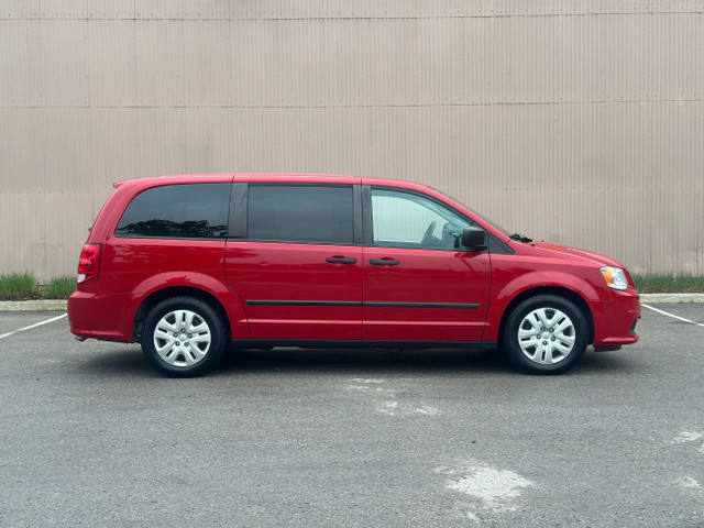 2015 Dodge Grand Caravan in Cars & Trucks in St. Catharines - Image 4