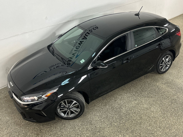 2024 Kia Forte5 EX HATCH/11KM/AUTO/FULL PWR GRP/OFF 1 OWNER L... in Cars & Trucks in Belleville - Image 2
