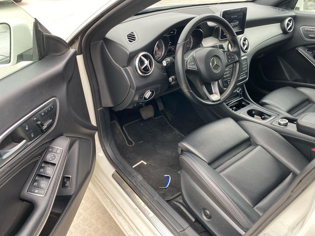 2016 Mercedes-Benz CLA-class 4dr Sdn CLA 250 4MATIC in Cars & Trucks in City of Toronto - Image 4