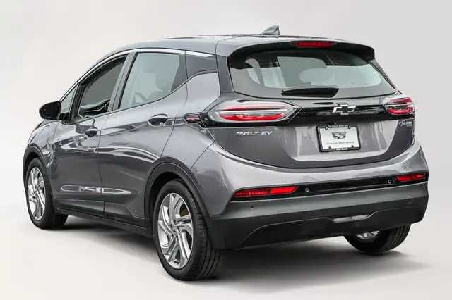 2023 Chevrolet Bolt EV 1LT * Carplay * Sieges Chauffant et Elect in Cars & Trucks in City of Montréal - Image 7