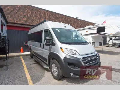Please Call Us At 613.851.7326 with any questions? Jayco Swift Class B gas motorhome 20Y highlights:...