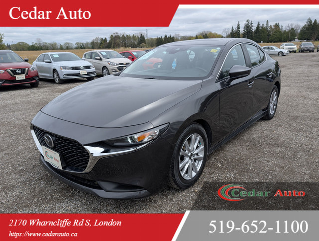 2019 Mazda MAZDA3 GS AWD | Leather | Moon Roof in Cars & Trucks in London - Image 4