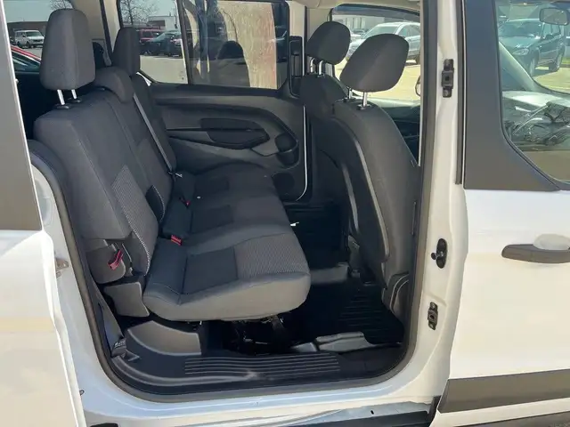 2016 Ford Transit Connect Passenger Wagon 4dr Wgn XL 7 PASSENGER dans Autos et camions dans Saskatoon - Image 24